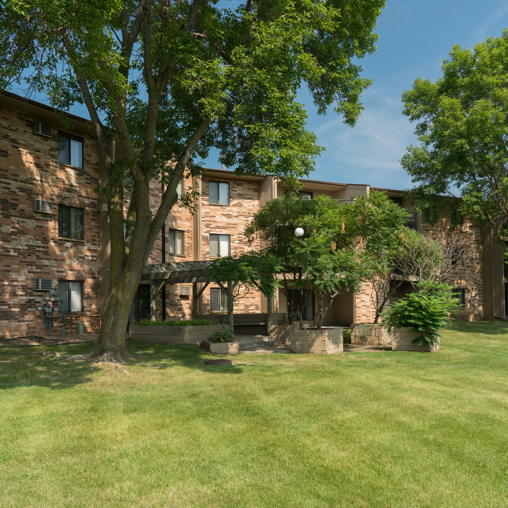 Apartments for Rent in Burnsville, MN The Woods of Burnsville